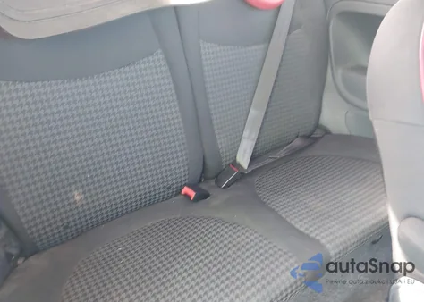 2017 Fiat 500 Pop z USA, uszkodzony, nr VIN 3C3CFFKR4HT697833